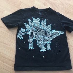 8/$25 Carters Dinosaur Glow in the Dark Black t-shirt Sz 4/5